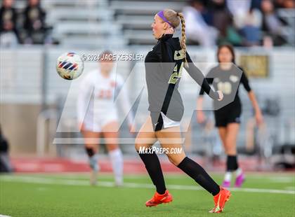 Thumbnail 3 in Apple Valley @ Oak Park (CIF SoCal Regionals Div-III Semifinal) photogallery.