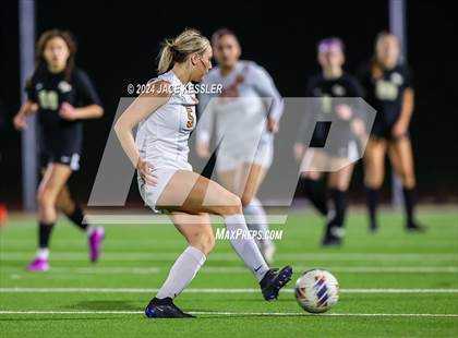 Thumbnail 1 in Apple Valley @ Oak Park (CIF SoCal Regionals Div-III Semifinal) photogallery.
