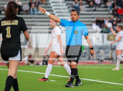 Thumbnail 2 in Apple Valley @ Oak Park (CIF SoCal Regionals Div-III Semifinal) photogallery.