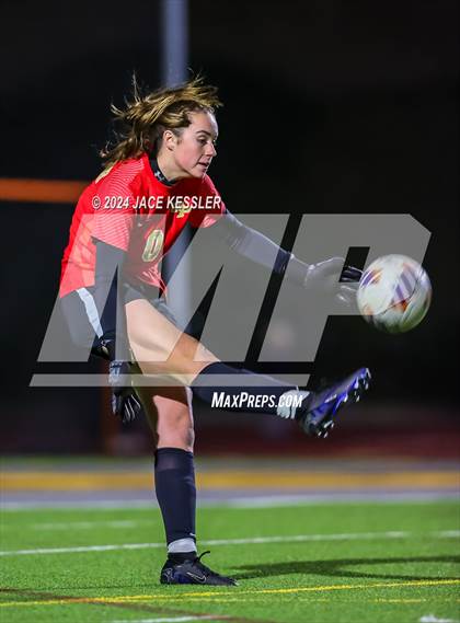 Thumbnail 1 in Apple Valley @ Oak Park (CIF SoCal Regionals Div-III Semifinal) photogallery.