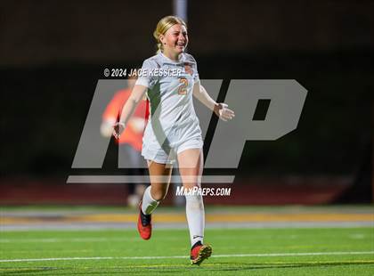 Thumbnail 1 in Apple Valley @ Oak Park (CIF SoCal Regionals Div-III Semifinal) photogallery.