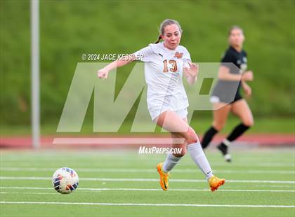Thumbnail 1 in Apple Valley @ Oak Park (CIF SoCal Regionals Div-III Semifinal) photogallery.