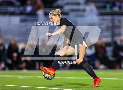 Thumbnail 2 in Apple Valley @ Oak Park (CIF SoCal Regionals Div-III Semifinal) photogallery.