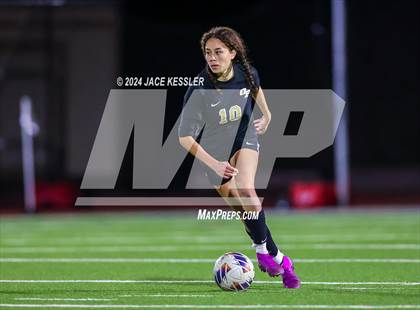 Thumbnail 3 in Apple Valley @ Oak Park (CIF SoCal Regionals Div-III Semifinal) photogallery.