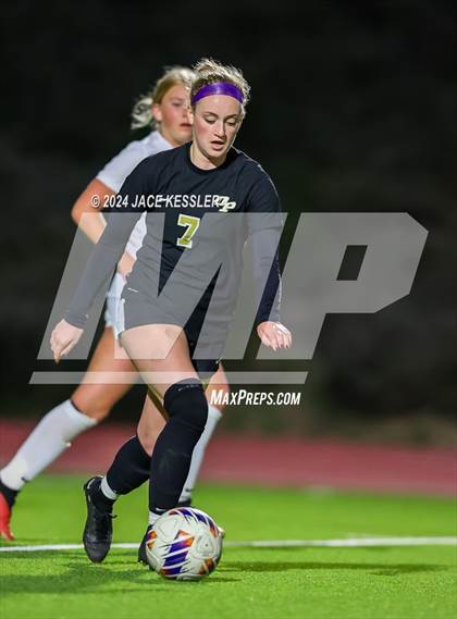 Thumbnail 3 in Apple Valley @ Oak Park (CIF SoCal Regionals Div-III Semifinal) photogallery.