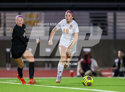 Thumbnail 1 in Apple Valley @ Oak Park (CIF SoCal Regionals Div-III Semifinal) photogallery.