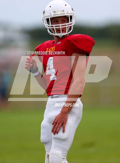 Thumbnail 3 in Ponder @ S&S photogallery.