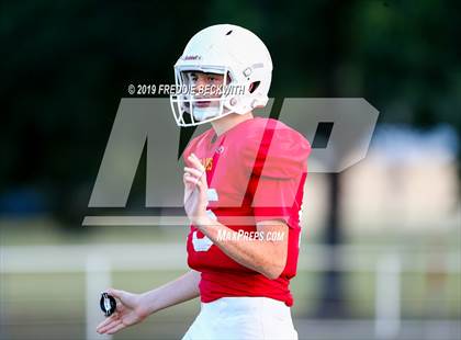 Thumbnail 3 in Ponder @ S&S photogallery.