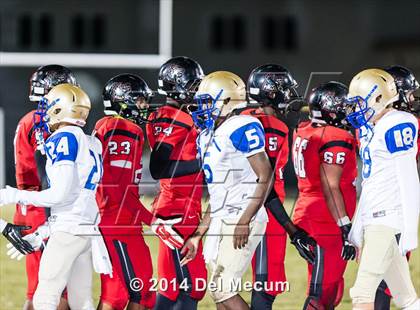 Thumbnail 2 in Mainland @ South Fort Myers (FHSAA 6A Playoff) photogallery.