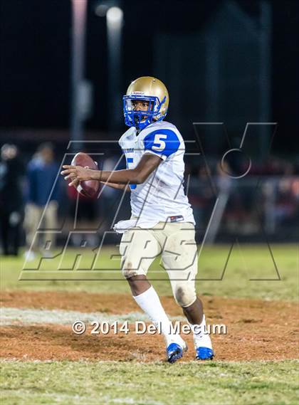 Thumbnail 3 in Mainland @ South Fort Myers (FHSAA 6A Playoff) photogallery.
