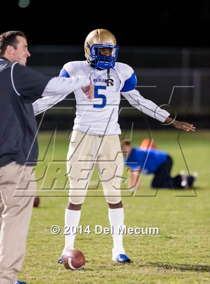 Thumbnail 3 in Mainland @ South Fort Myers (FHSAA 6A Playoff) photogallery.
