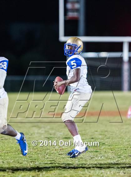 Thumbnail 3 in Mainland @ South Fort Myers (FHSAA 6A Playoff) photogallery.