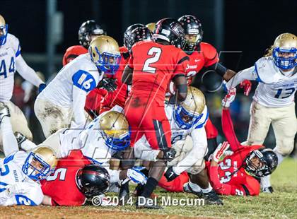 Thumbnail 2 in Mainland @ South Fort Myers (FHSAA 6A Playoff) photogallery.