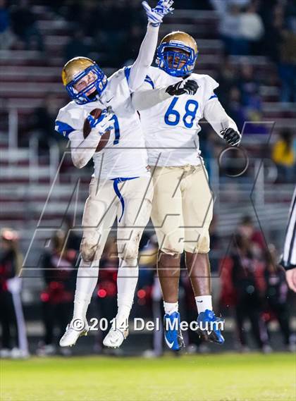 Thumbnail 3 in Mainland @ South Fort Myers (FHSAA 6A Playoff) photogallery.