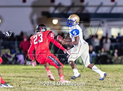 Thumbnail 1 in Mainland @ South Fort Myers (FHSAA 6A Playoff) photogallery.