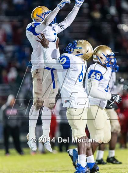 Thumbnail 1 in Mainland @ South Fort Myers (FHSAA 6A Playoff) photogallery.