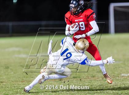 Thumbnail 3 in Mainland @ South Fort Myers (FHSAA 6A Playoff) photogallery.