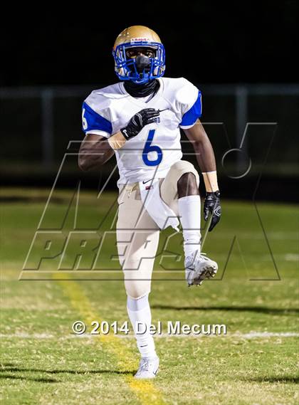 Thumbnail 3 in Mainland @ South Fort Myers (FHSAA 6A Playoff) photogallery.