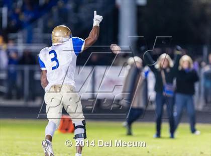 Thumbnail 2 in Mainland @ South Fort Myers (FHSAA 6A Playoff) photogallery.