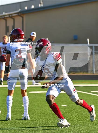 Thumbnail 2 in Cooper vs Grand Saline photogallery.
