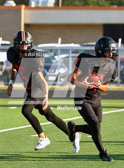 Thumbnail 3 in Cooper vs Grand Saline photogallery.