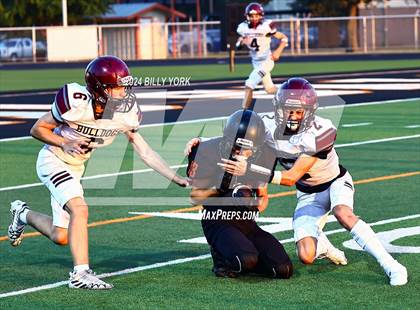 Thumbnail 3 in Cooper vs Grand Saline photogallery.