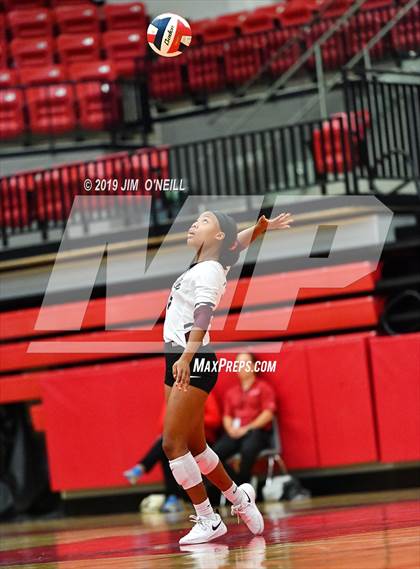 Thumbnail 3 in Lewisville @ Coppell photogallery.