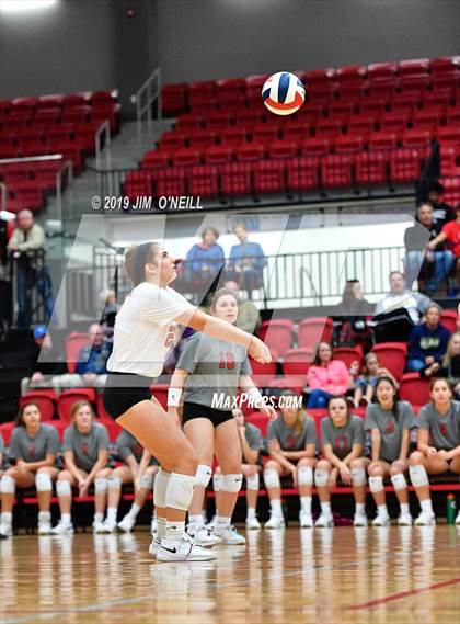 Thumbnail 3 in Lewisville @ Coppell photogallery.