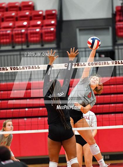 Thumbnail 3 in Lewisville @ Coppell photogallery.