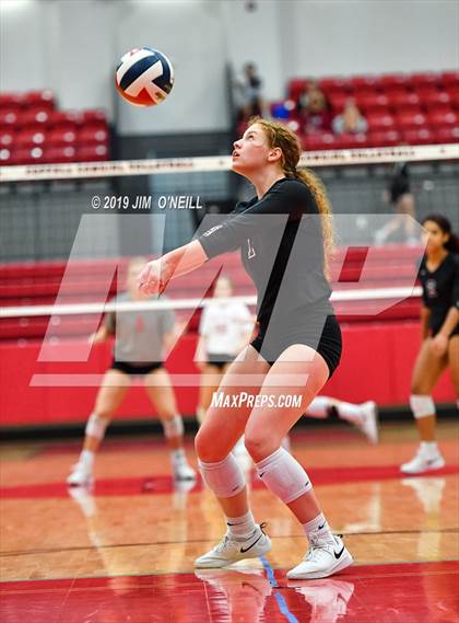 Thumbnail 3 in Lewisville @ Coppell photogallery.