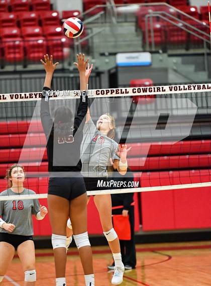 Thumbnail 2 in Lewisville @ Coppell photogallery.