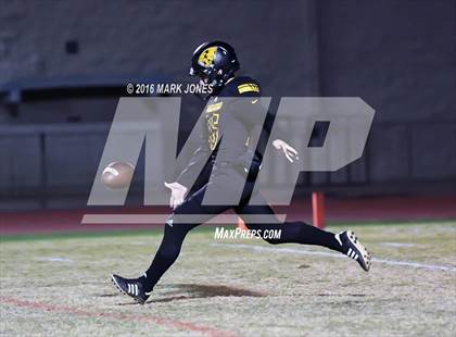 Thumbnail 3 in Saguaro vs. Salpointe Catholic (AIA 4A Semifinal) photogallery.