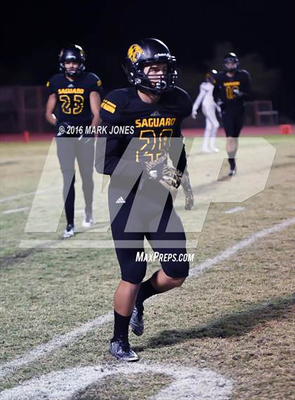 Thumbnail 3 in Saguaro vs. Salpointe Catholic (AIA 4A Semifinal) photogallery.