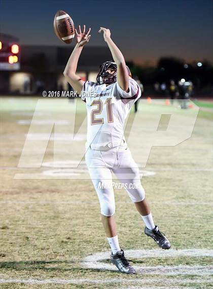 Thumbnail 3 in Saguaro vs. Salpointe Catholic (AIA 4A Semifinal) photogallery.