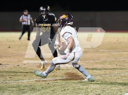 Thumbnail 3 in Saguaro vs. Salpointe Catholic (AIA 4A Semifinal) photogallery.