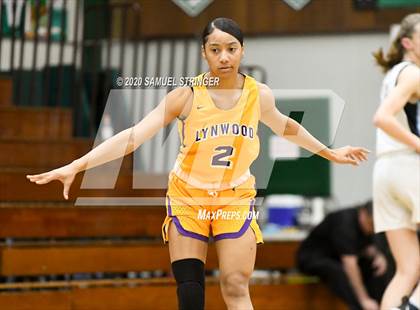 Thumbnail 3 in Heritage vs. Lynwood (MLK Showcase) photogallery.