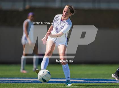 Thumbnail 2 in Boerne vs Celina  (UIL 4A Soccer Semifinal) photogallery.