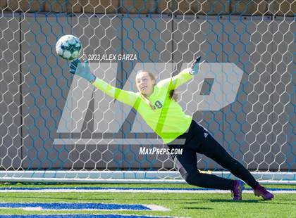 Thumbnail 3 in Boerne vs Celina  (UIL 4A Soccer Semifinal) photogallery.