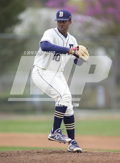 Thumbnail 2 in IMG Academy vs. St. John Bosco (National Classic) photogallery.