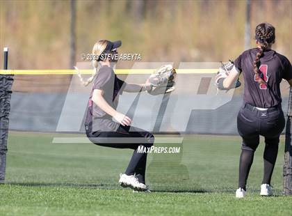 Thumbnail 2 in Chatfield vs. Valor Christian (CHSAA 5A First Round) photogallery.