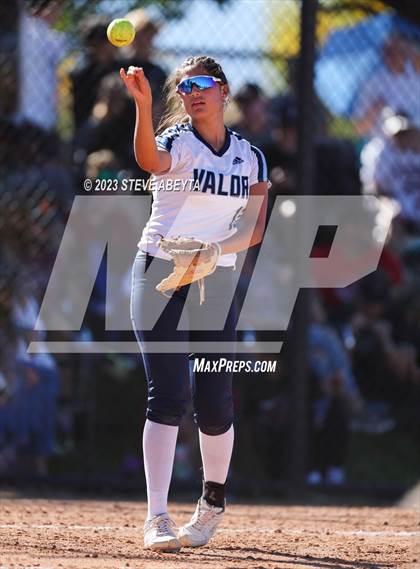Thumbnail 3 in Chatfield vs. Valor Christian (CHSAA 5A First Round) photogallery.