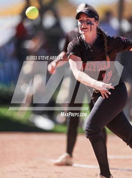 Thumbnail 1 in Chatfield vs. Valor Christian (CHSAA 5A First Round) photogallery.