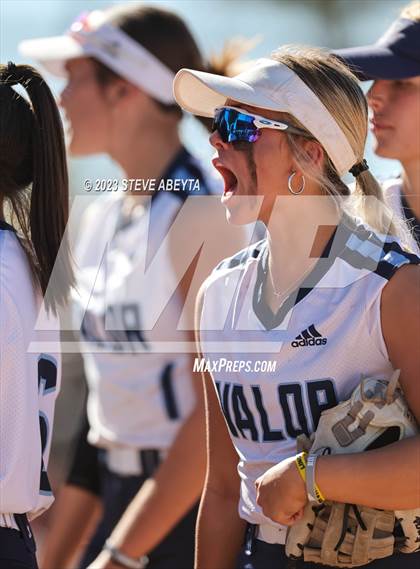Thumbnail 1 in Chatfield vs. Valor Christian (CHSAA 5A First Round) photogallery.