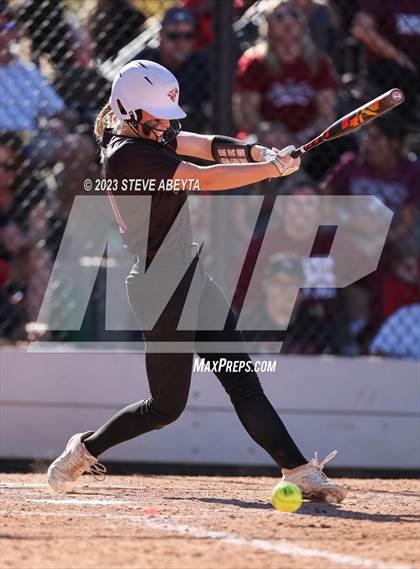 Thumbnail 3 in Chatfield vs. Valor Christian (CHSAA 5A First Round) photogallery.
