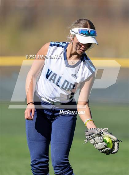 Thumbnail 1 in Chatfield vs. Valor Christian (CHSAA 5A First Round) photogallery.