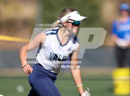 Thumbnail 3 in Chatfield vs. Valor Christian (CHSAA 5A First Round) photogallery.