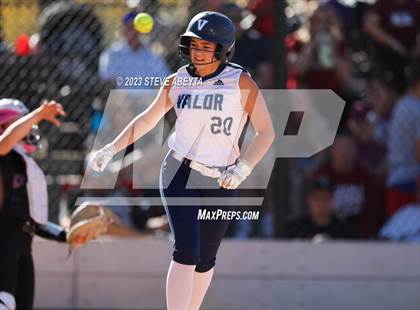 Thumbnail 3 in Chatfield vs. Valor Christian (CHSAA 5A First Round) photogallery.