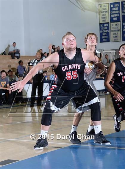 Thumbnail 3 in Grants vs. Cabrillo (MaxPreps Holiday Classic) photogallery.