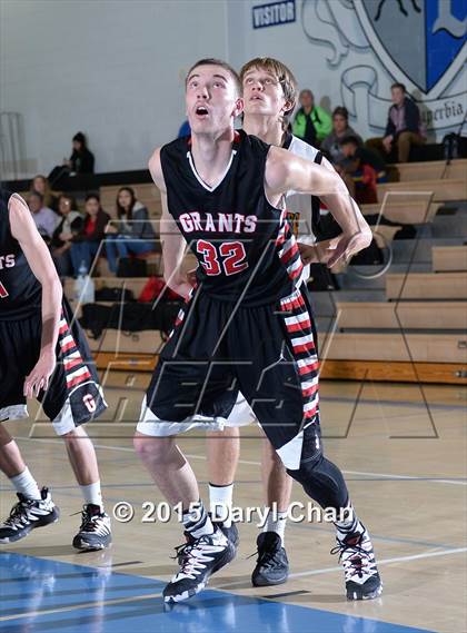 Thumbnail 3 in Grants vs. Cabrillo (MaxPreps Holiday Classic) photogallery.