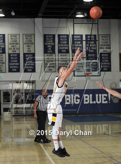 Thumbnail 2 in Grants vs. Cabrillo (MaxPreps Holiday Classic) photogallery.